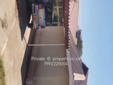 Chinhoyi Property For Rent!!!