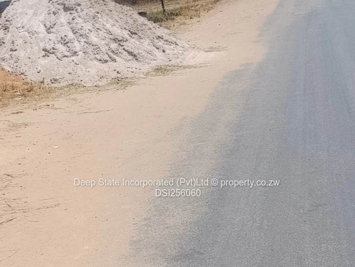 Ruwa industrial/commercial stand for sale  (Sole Mandate)