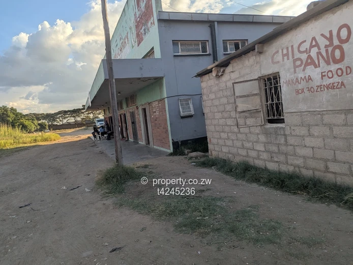 Chitungwiza Zengeza 4 commercial building for sale  (Sole Mandate)