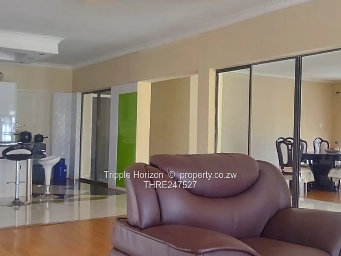 Crowhill Views: Gated 4-Bed Home