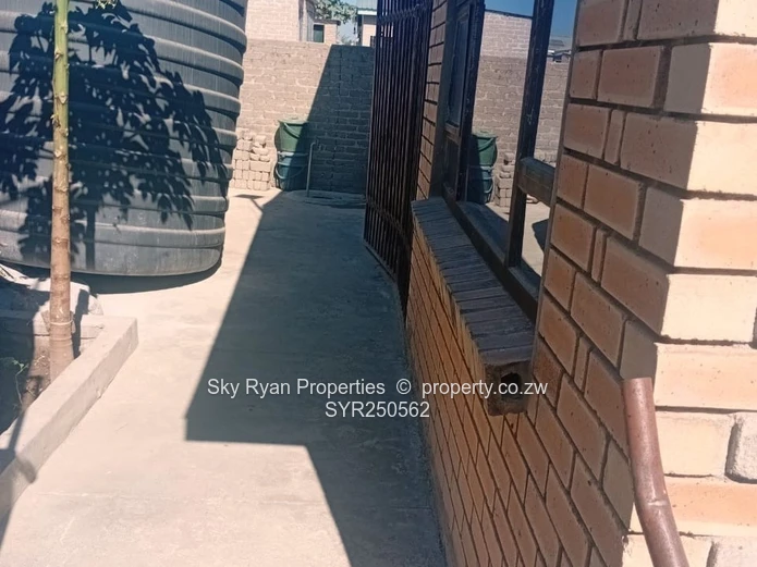 Masvingo, Victoria Range House For Sale