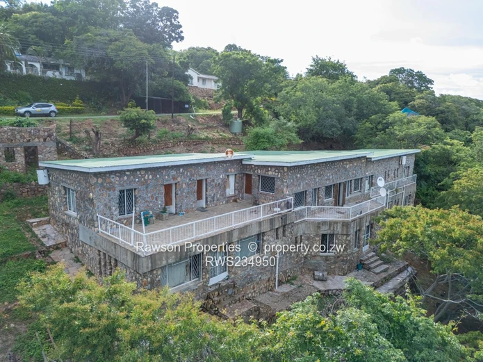 Kariba Heights 6 Bedroom House For Sale (Sole Mandate)