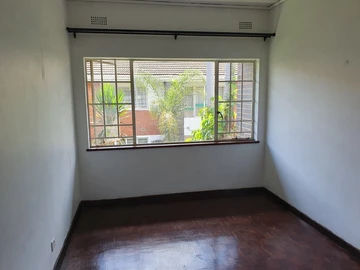 3 Bedroom Garden Flat