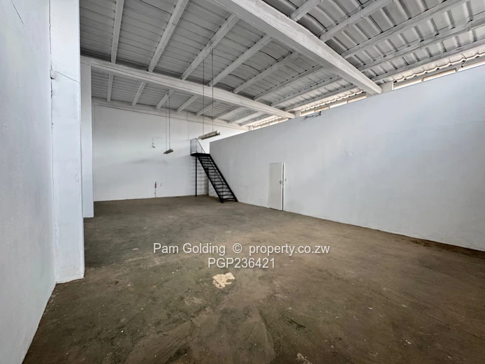Warehouse to rent - Msasa