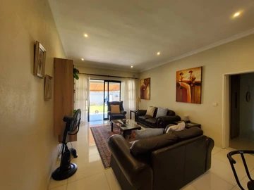 3 Bedroom Garden Flat