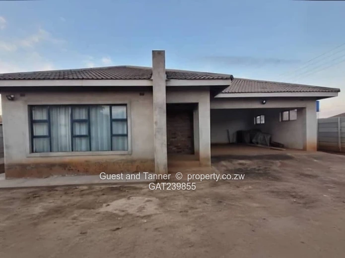 Newly built 4-bedroom house for sale in Haydon Park, Westgate — close to New Parliament
