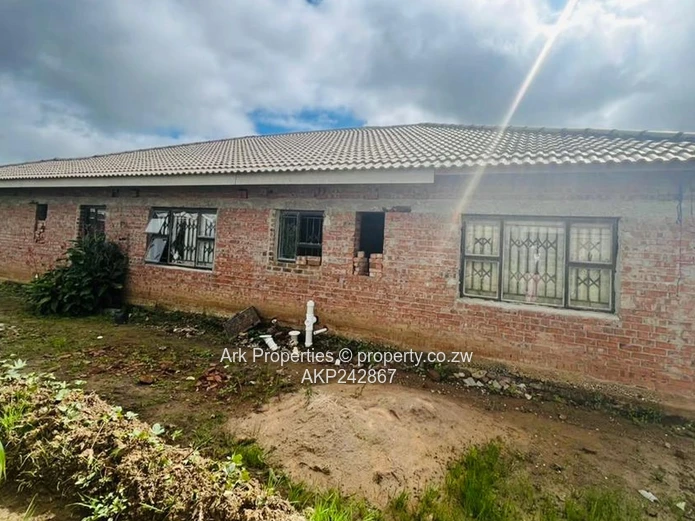 4-Bedroomed House for Sale in Sandton Park Phase 1
