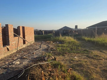 Stands & Residential Land