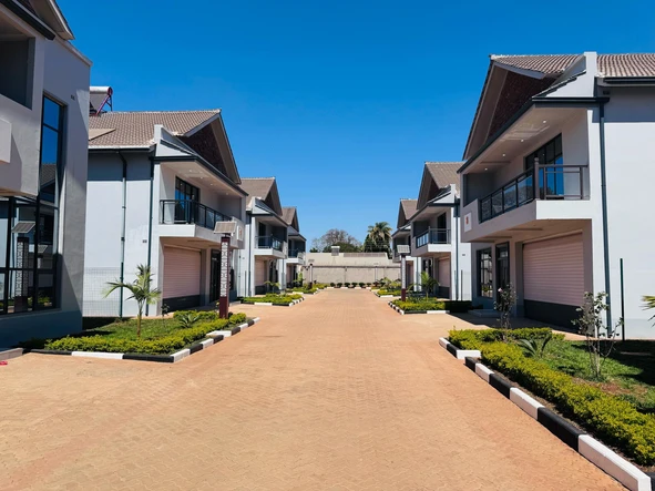 5 Bedroom Townhouse Complex