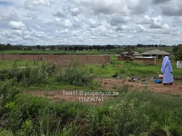 A good piece of land in a mordenly built up and upcoming suburb in Glaudina.