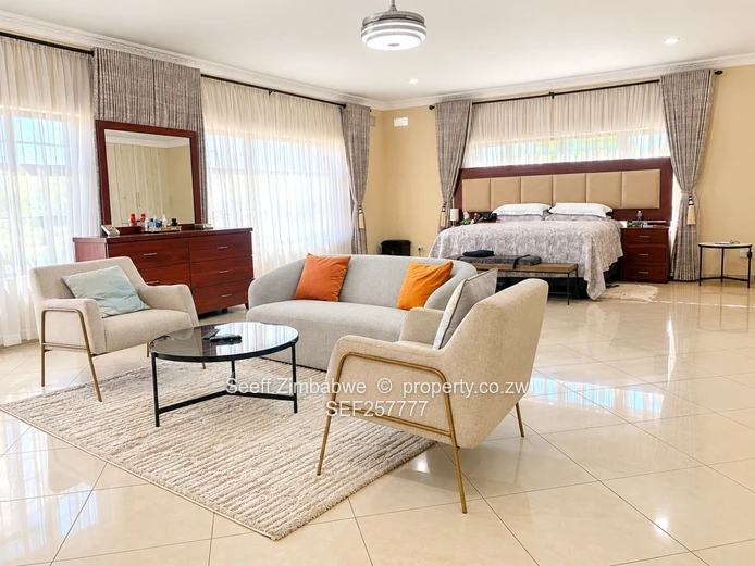Exclusive Luxury Property For Sale   (Sole Mandate)