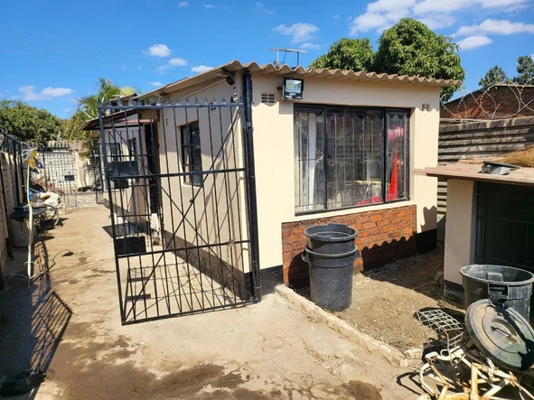 2 Bedroom House