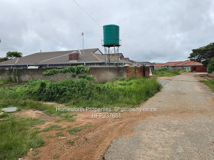 Springvale ruwa stand for sale: title deeds available (Sole Mandate)