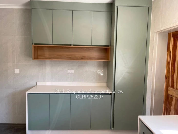 Modern unit available in Malbrough 