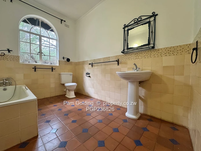 Charming 4 Bedroom home - Ballantyne Park 