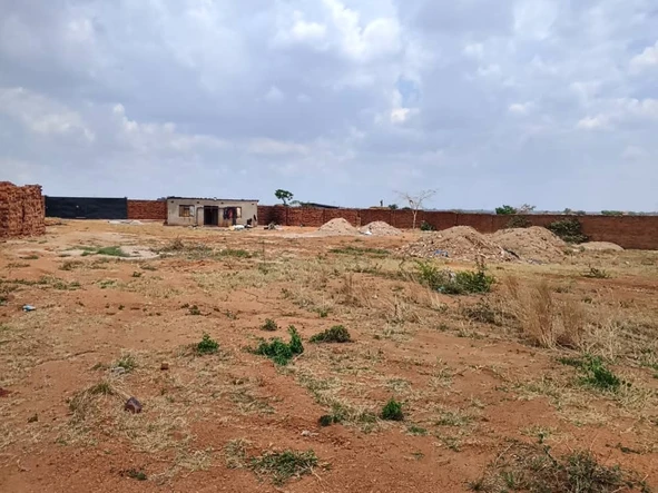 Commercial & Industrial Land