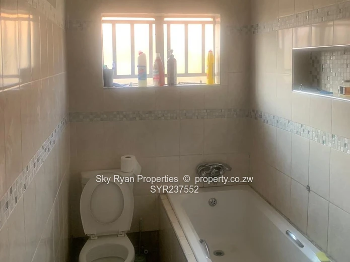 Chitungwiza Unit J House For Sale 