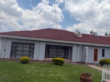 7 Bedroom House