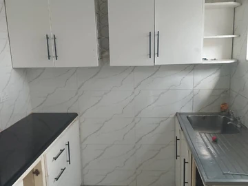 3 Bedroom Flat & Apartment