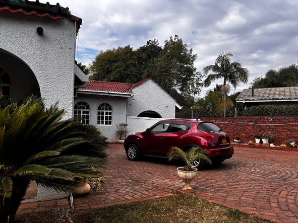 Charming Family Home To Rent In The Gunhill Suburb