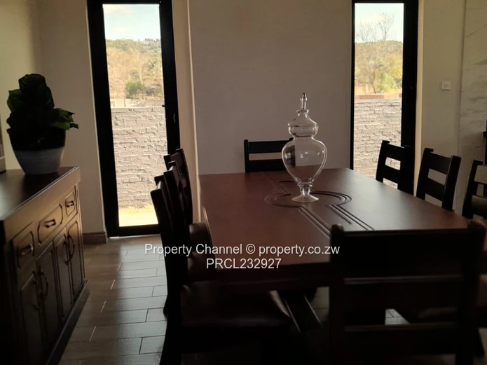 4 Bedrooms All en suite Extra Ultra Modern