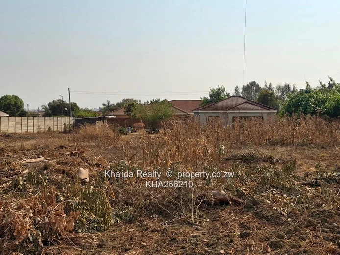 GOODHOPE WESTGATE LAND with a 2-BEDROOM COTTAGE FOR SALE