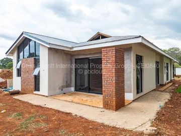 5 Bedroom Garden Flat