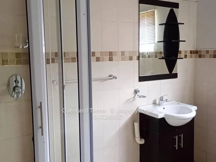 Low-Density Investment Opportunity on 2,100 sqm in Victoria Falls