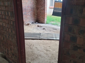 6 Bedroom House