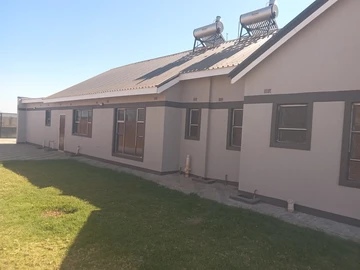 Newly built Morden house for sale in mount pleasant heights phase 2