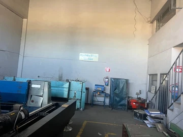 Warehouse & Factory