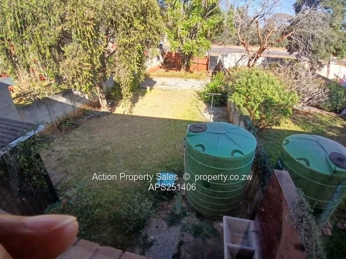 2 Bed Garden Flat On 2nd Street Ext! 