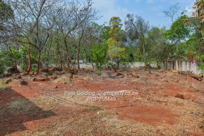 A spacious home with so much developmental potential. Quick sale needed.