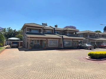 3 Bedroom Garden Flat