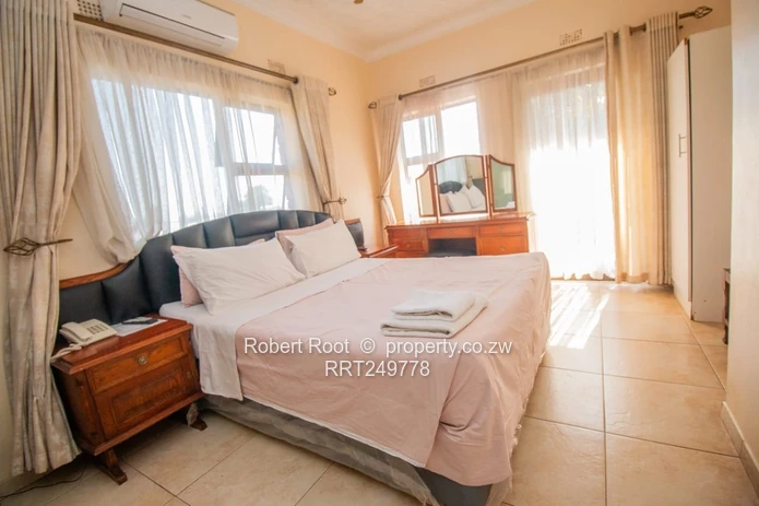 Exceptional fully furnished BNB in Hillside