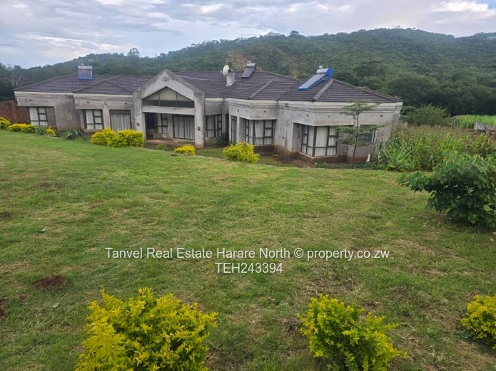 CARRICK CREAGH HOUSE FOR SALE.  6 beds 2 with ensuites  Spacious fitted kitchen  3 lounges  Dining  