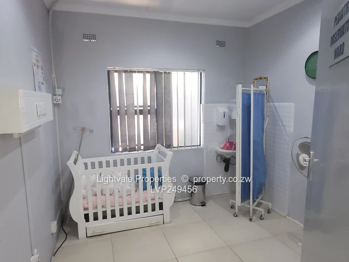 Private hospital for sale in Highfields