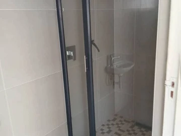 3 Bedroom Flat & Apartment