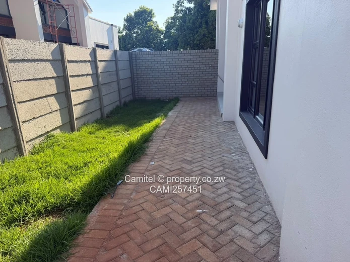 Modern 3-Bed Townhouse Complex in Vainona - Borehole