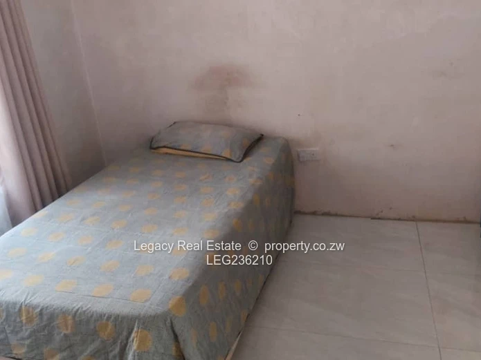 Prestigious Glen Lorne Residence on 2,000m² Stand,Exceptional Luxury Home with Multiple Ensuites