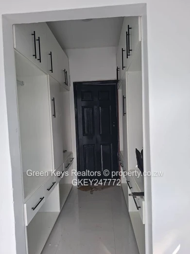 Hatfield 4 beds cluster unit