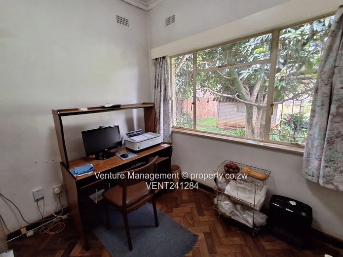 Milton Park Gem | 1,772sqm Stand with Borehole & Solar