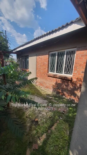 Msasa Park house for rent