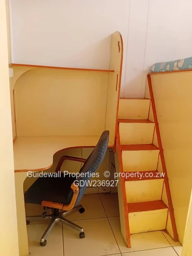 Spacious 3 bed garden flat for rental in Harare Avenues