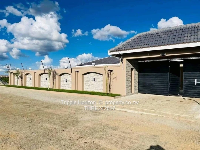 Modern 5-Bed Sandton Park Home with Stylish Kitchen & Borehole