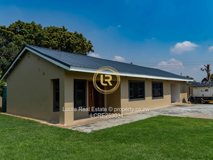 Contemporary Executive Residence in Westgate Goodhope