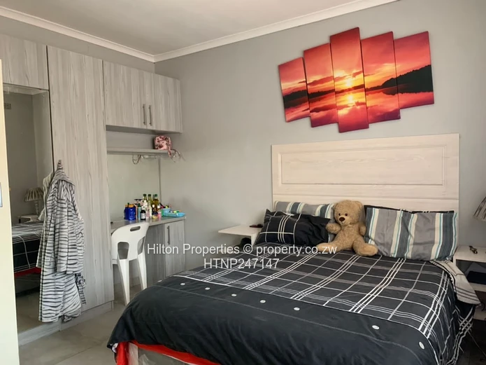 Spacious 5-Bed Parktown Home with Modern Kitchen & Borehole