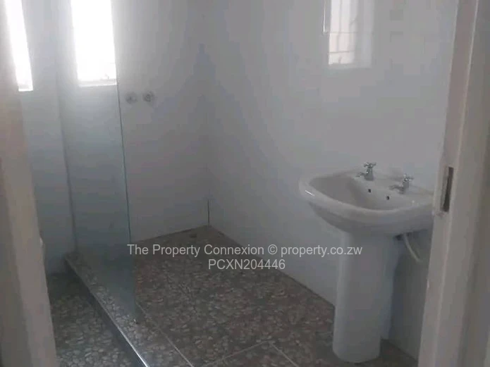 Charming 2-Bedroom Garden Flat in Tynwald Pleasant Valley