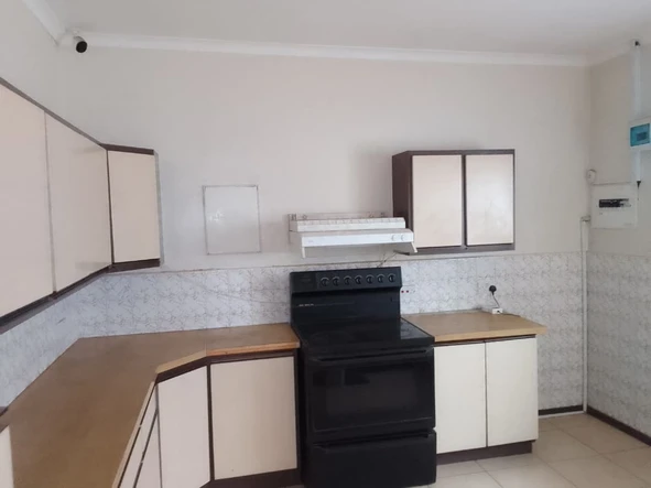 3 Bedroom Garden Flat