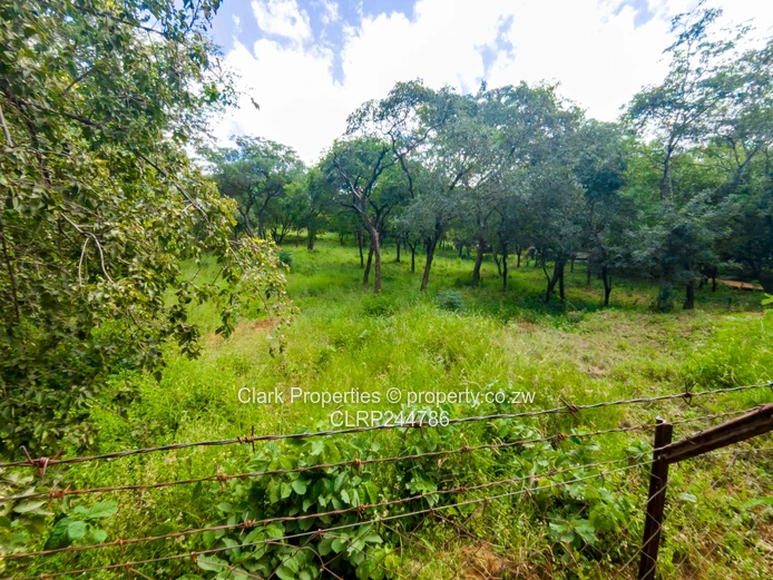 Prime 4,000sqm Residential Stand in Kadoma